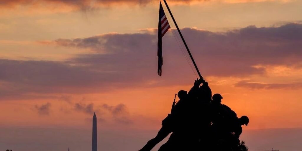 “1775: ABD Deniz Piyadeleri’nin Doğuşu ve Bağımsızlık Savaşı’ndaki Önemi”