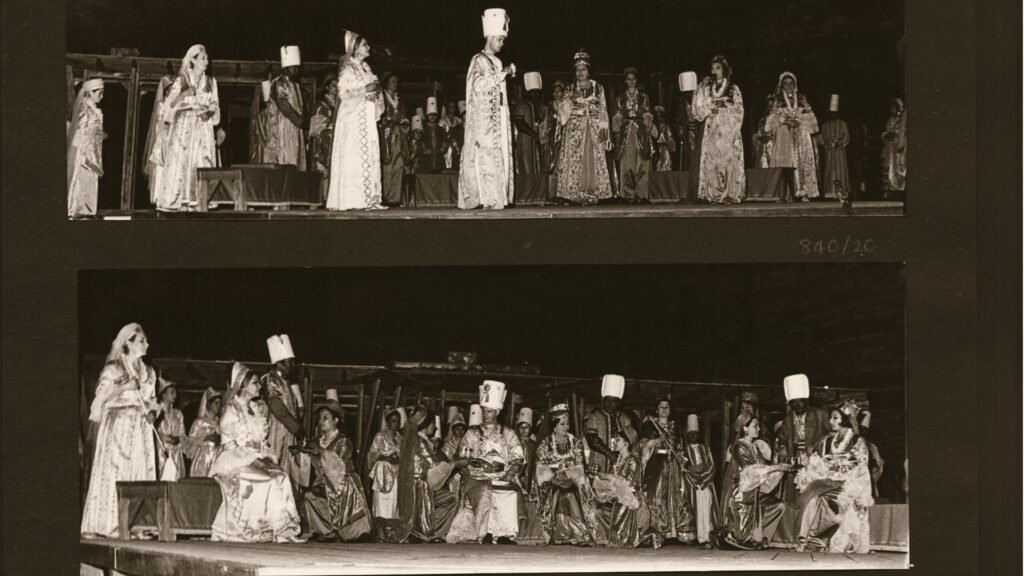 Türk Tiyatro Tarihinde Kadınların İlk Adımları: Darülbedayi’deki Dönüm Noktası